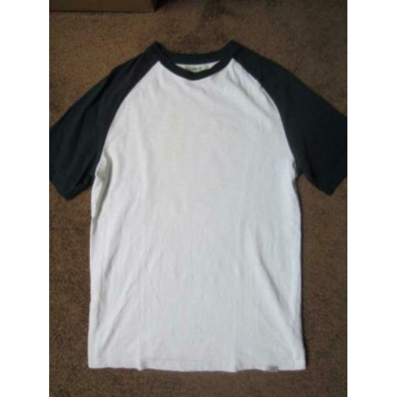 N77: Pull&Bear T-shirt baseball wit blauw mt S ZGAN. Wit m
