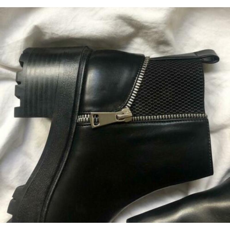 Nieuwe zwarte boots met rits details, imitatieleer, maat 35