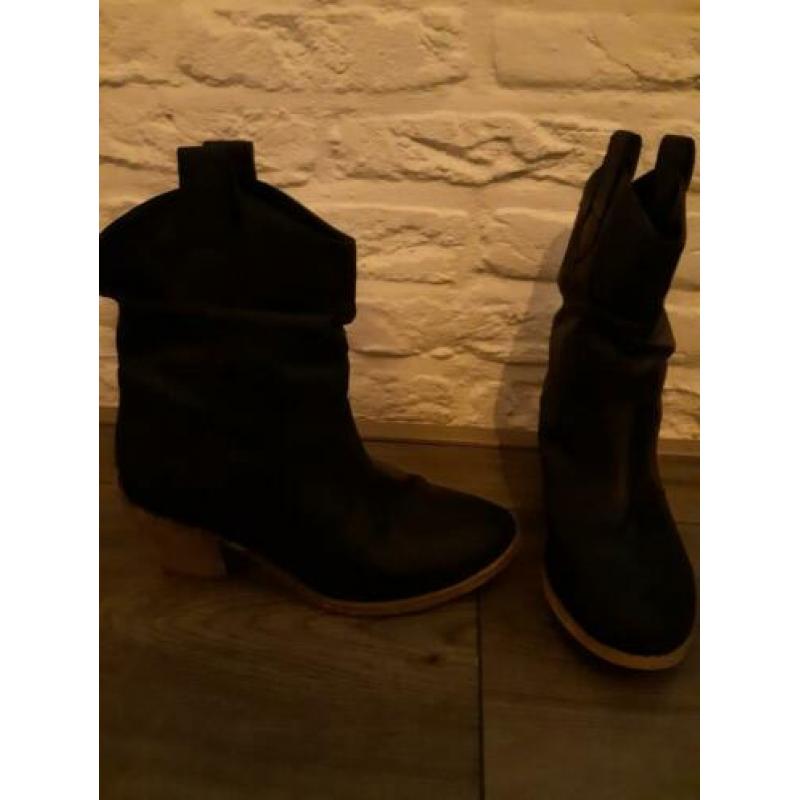 Cowboylaarsjes maat 36