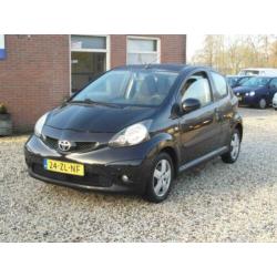 Toyota Aygo 1.0-12V Sport