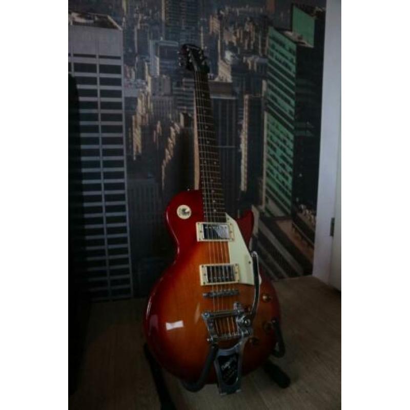 Epiphone Les Paul met bigsby b-7