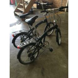 2 vouwfietsen met versnelling