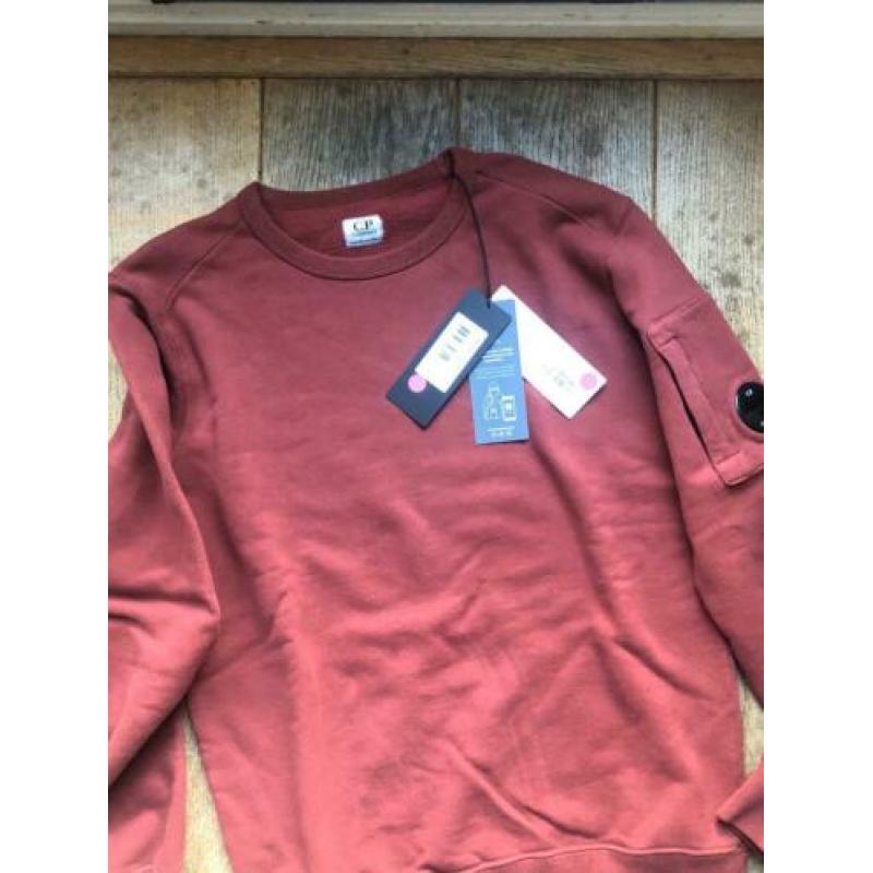 CP Company trui/sweater rood maat 164 nieuw