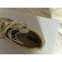 Spiksplinternieuwe DOGO sneakers, maat 39/40
