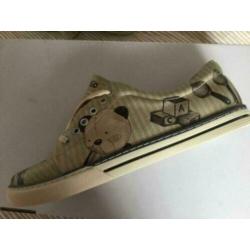 Spiksplinternieuwe DOGO sneakers, maat 39/40