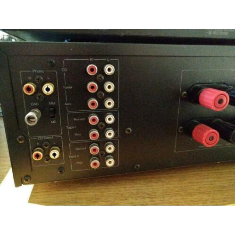 Nakamichi amplifier 1 top versterker