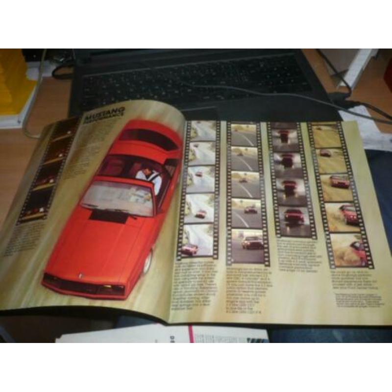 USA Folder FORD MUSTANG modellen 1981
