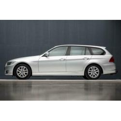 BMW 3-serie Touring 318i Sport (LEDER, AIRCO, LM VELGEN, ISO