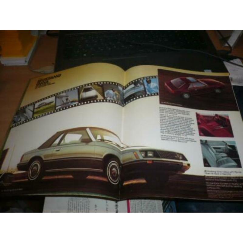 USA Folder FORD MUSTANG modellen 1981