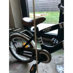Alpina fiets jongen