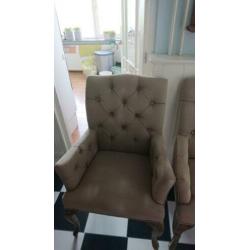 Gratis op te halen twee stoelen