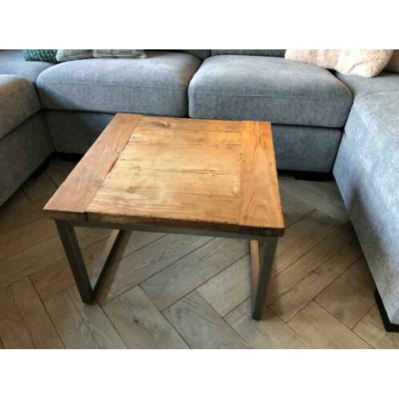 Industriële bijzettafel/salontafel/hoektafel van teak en rvs