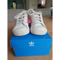 Adidas maat 23