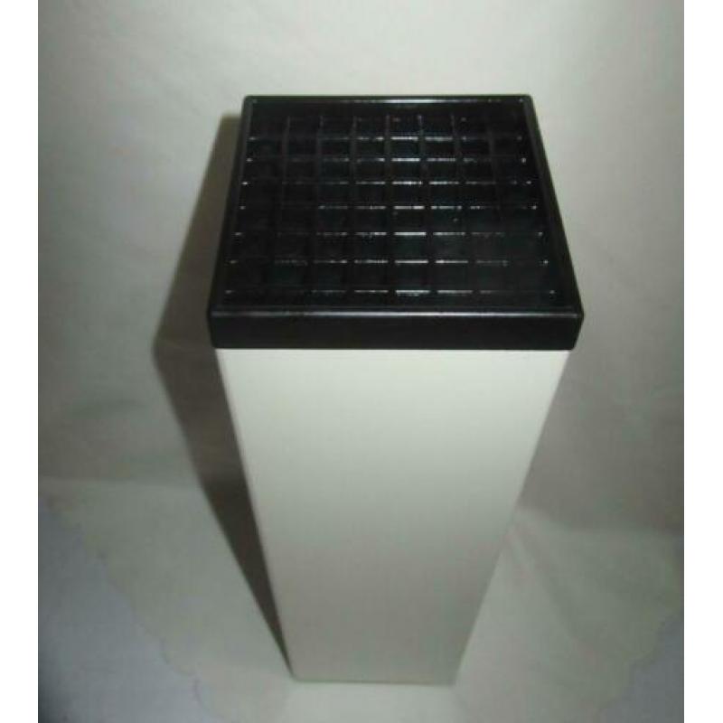 Design Kartell asbak G De Ferrari, P Maccaronne ashtray