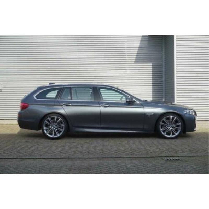 BMW 5 Serie 528i Touring Aut. High Executive (bj 2016)