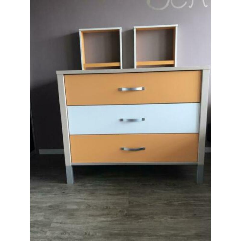 Commode én kledingkast 1 prijs