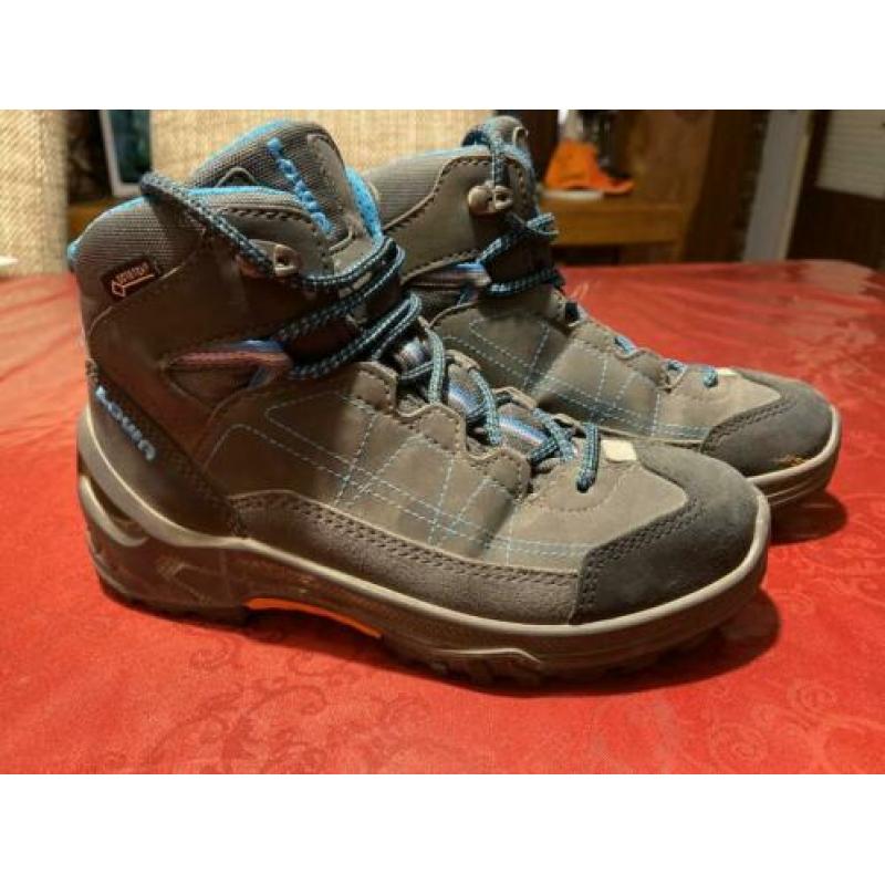 Lowa Goretex 33