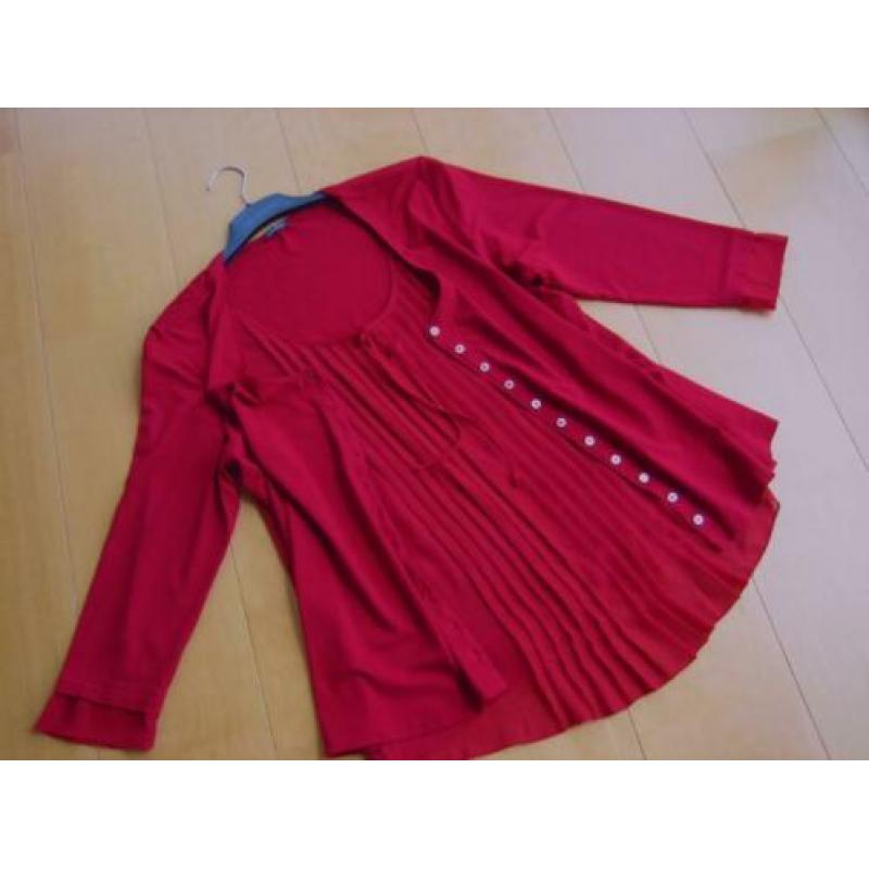 Diep rood vest met vaste plissé-top GERRY WEBER 44 snazzeys