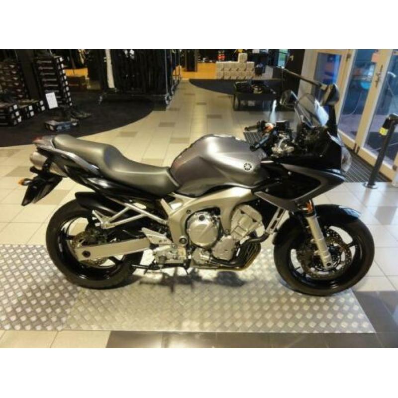 YAMAHA FZ 6 S Fazer (bj 2006)