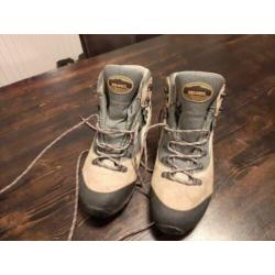 Meindl maat 40 / 40,5 bergschoenen maat 7