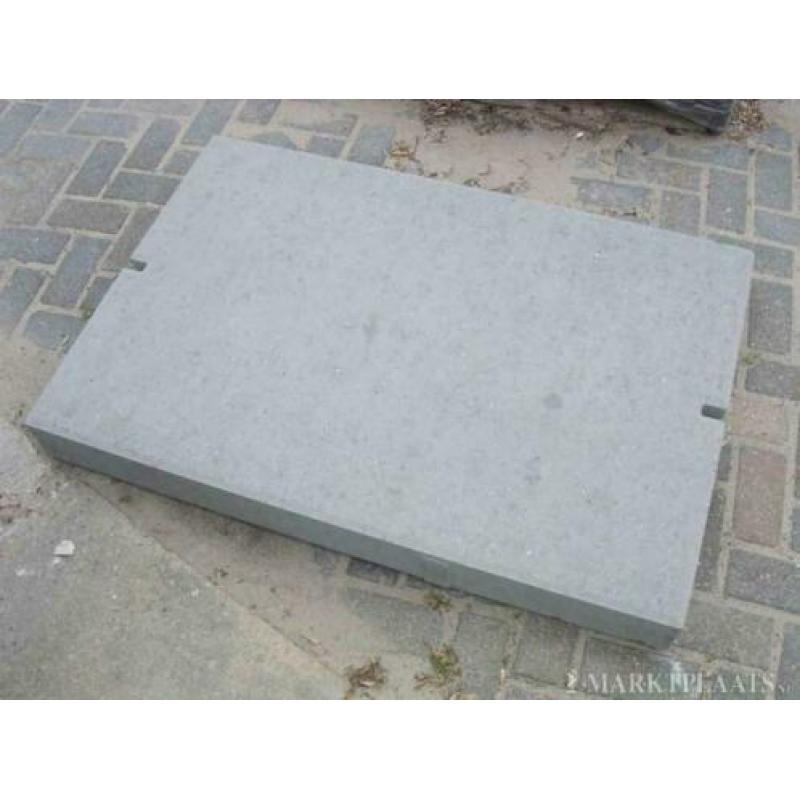 betonplaten 120 x 80 x 12 nieuw partij B-keus kleine afwijk