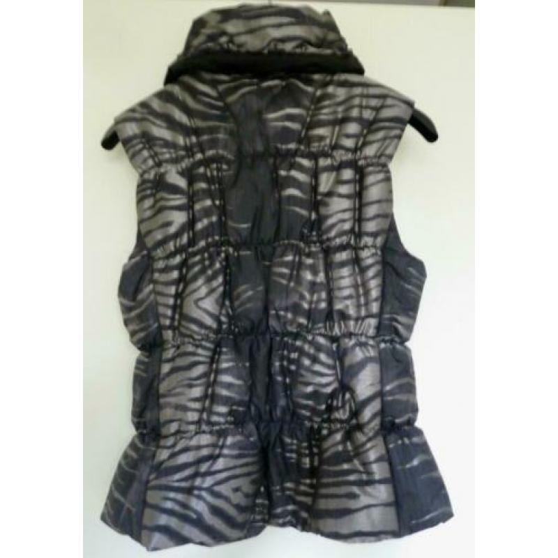 Prachtige Airfield bodywarmer maat 40. z.g.a.n.
