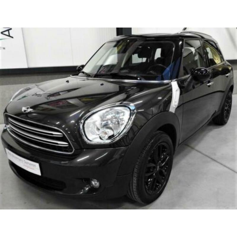 Mini Cooper Countryman 1.6 "BLACKLINE" - NAVI-ECC-PDC-CRUISE