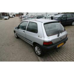 Renault Clio 1.4 Parisienne Stuurbekrachtiging Jaar APK