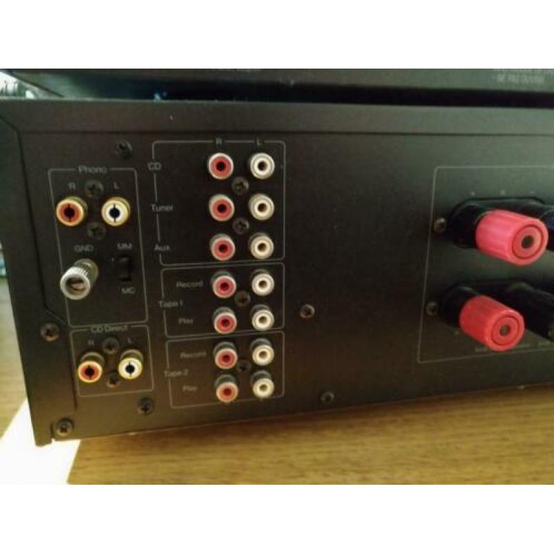 Nakamichi amplifier 1 top versterker