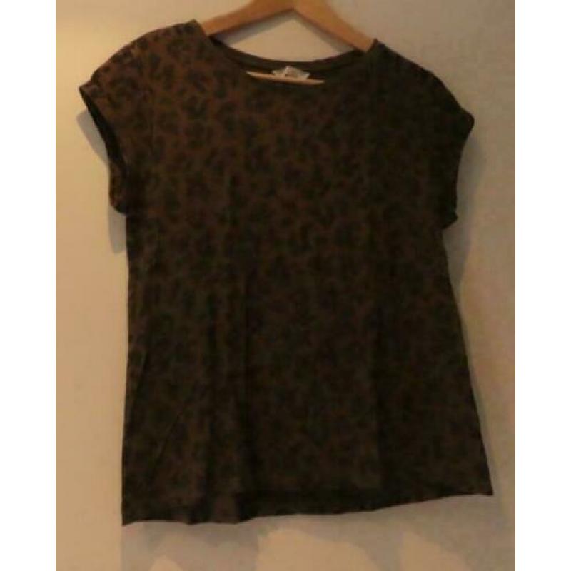 groene camouflage top maat L maat 42