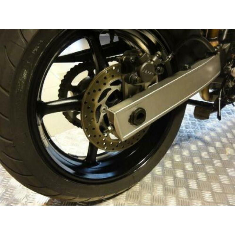 YAMAHA FZ 6 S Fazer (bj 2006)