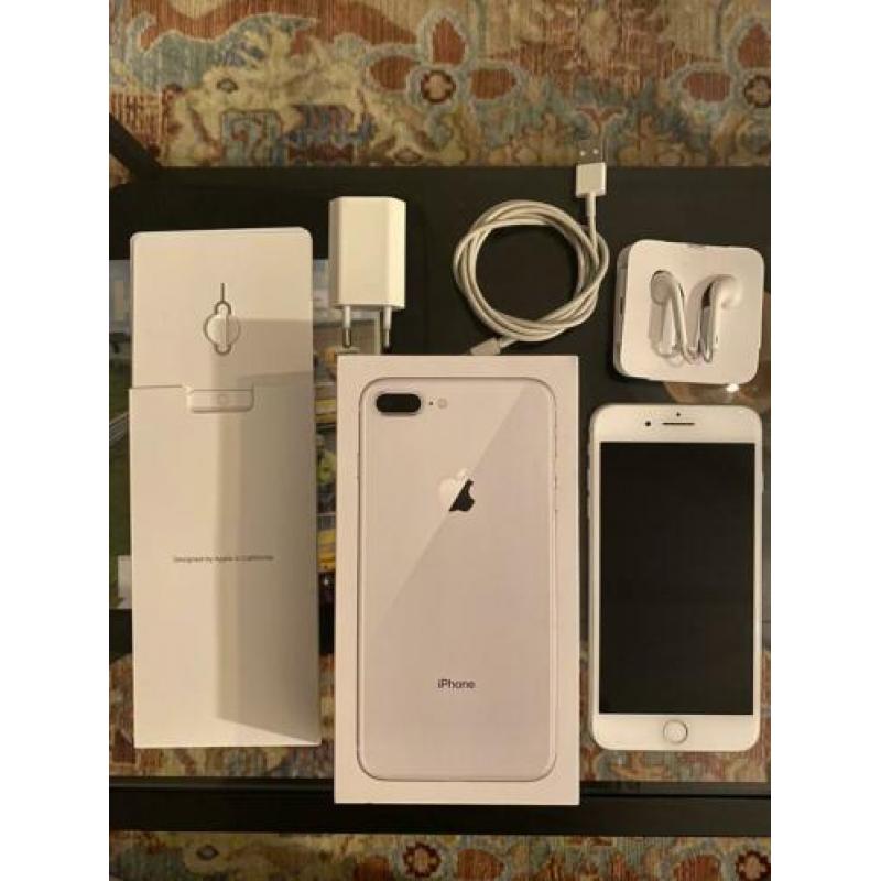iPhone 8 Plus 64gb wit