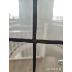 Glas in lood binnen huis deur