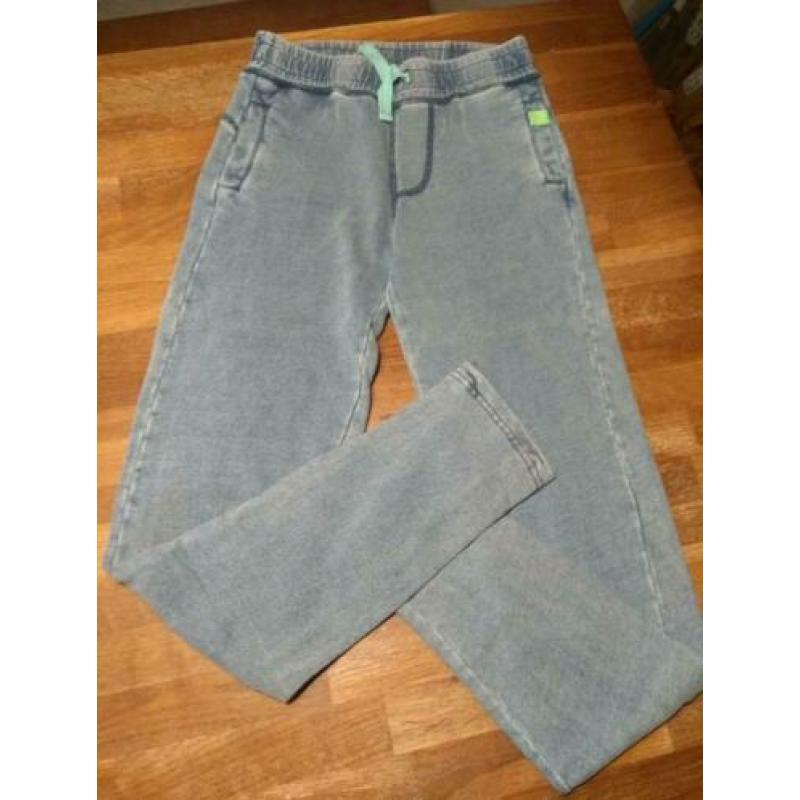 Mooie jongensbroeken maat 146/152, H&M/Hema/MTC/WE.