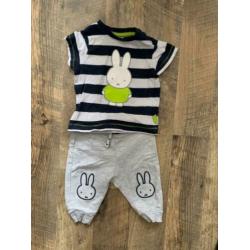Groot pakket kleding