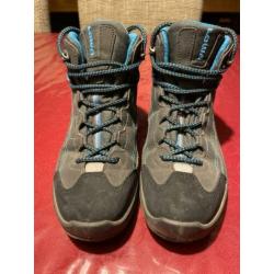 Lowa Goretex 33