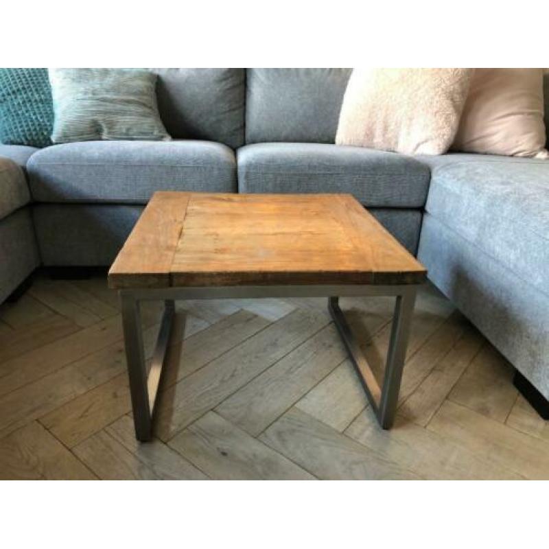 Industriële bijzettafel/salontafel/hoektafel van teak en rvs