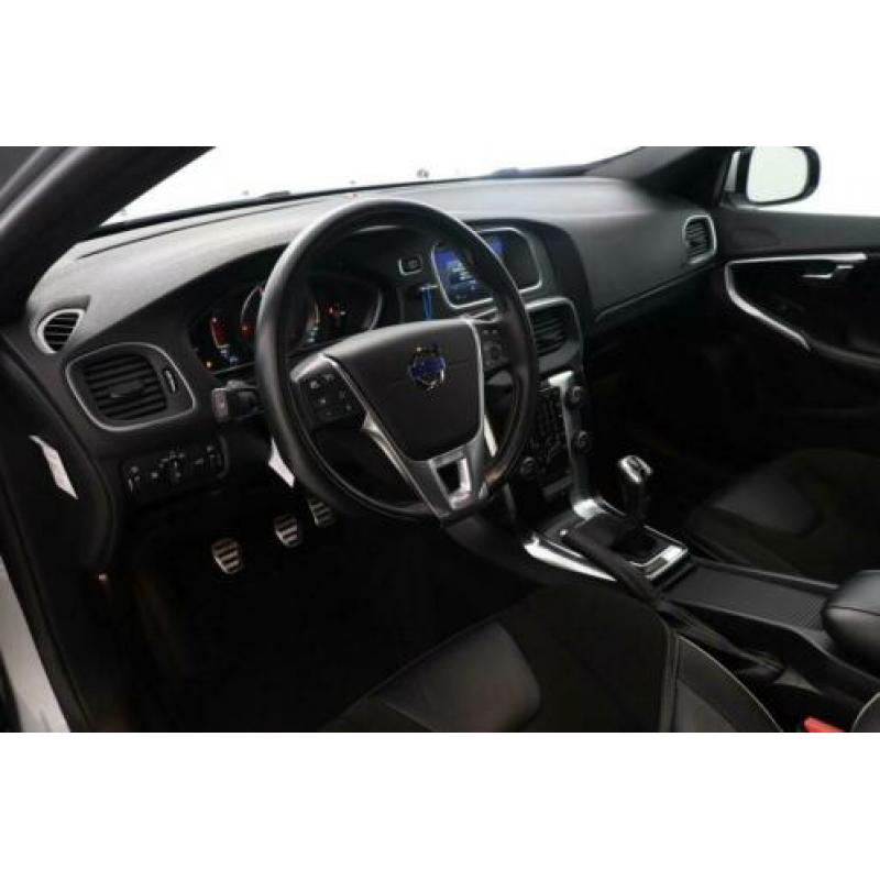 Volvo V40 2.0 D4 191 PK 6-Bak R-Design (BNS) (bj 2014)