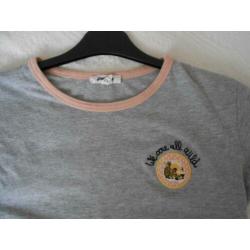 Leuk kort shirtje maat S (meer shirtjes 2 voor €5.00)