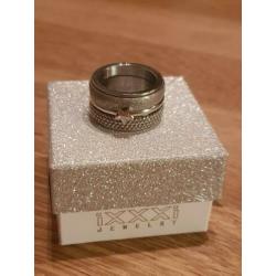 IXXI ring