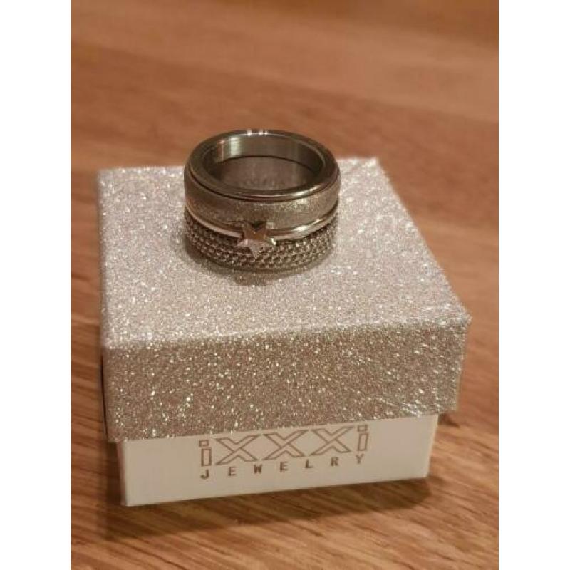 IXXI ring