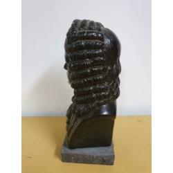 G. Carli borstbeeld van Handel nr 189!