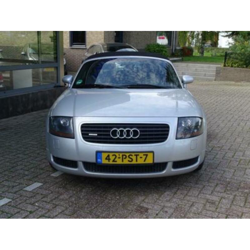 Audi TT TT quattro cabriolet TURBO NAVI AIRCO LEER