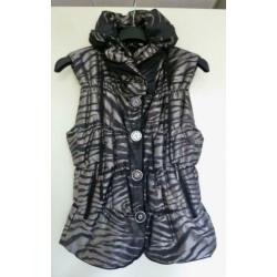 Prachtige Airfield bodywarmer maat 40. z.g.a.n.