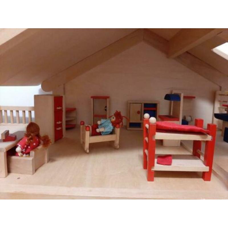 houten poppenhuis, compleet en prima conditie