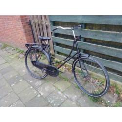 Omafiets 28 inch kleur : zwart en 100% in orde