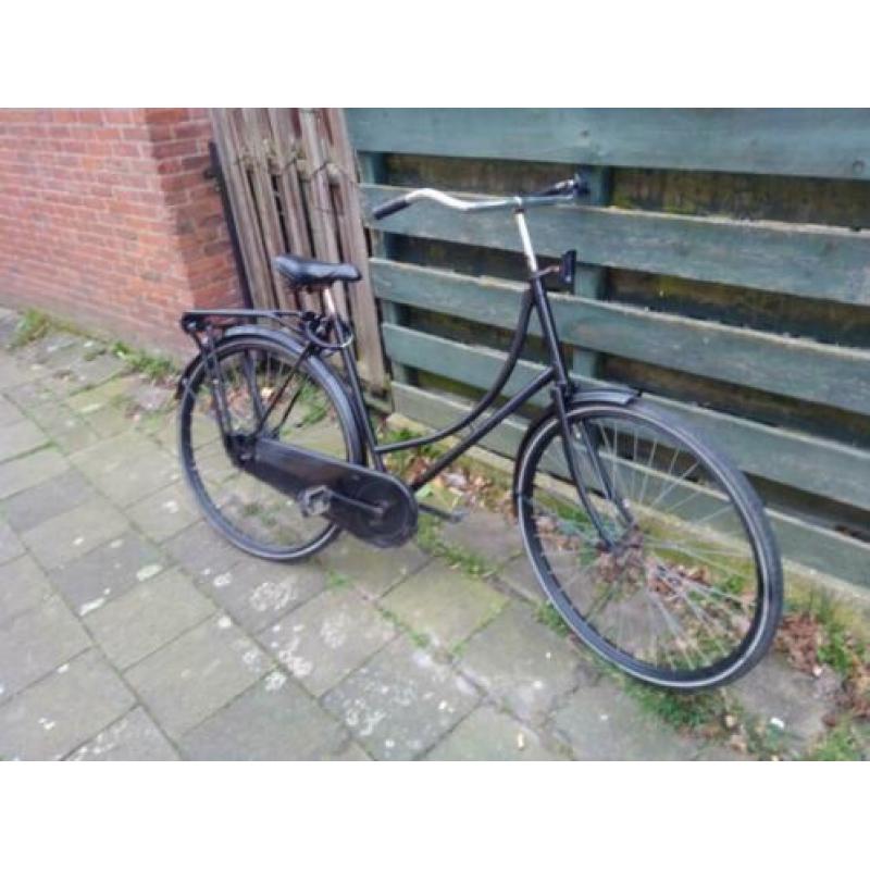 Omafiets 28 inch kleur : zwart en 100% in orde