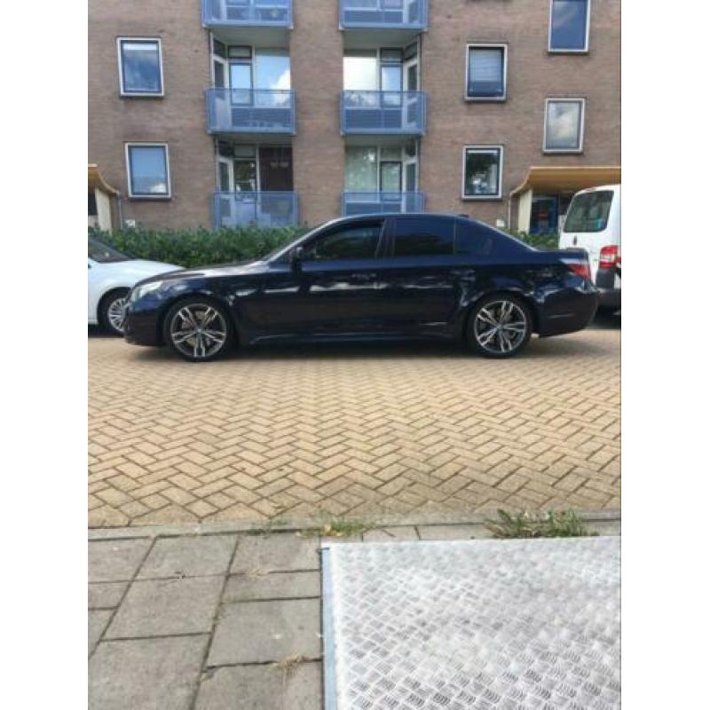 BMW 535d AUT M pakket carbonzwart