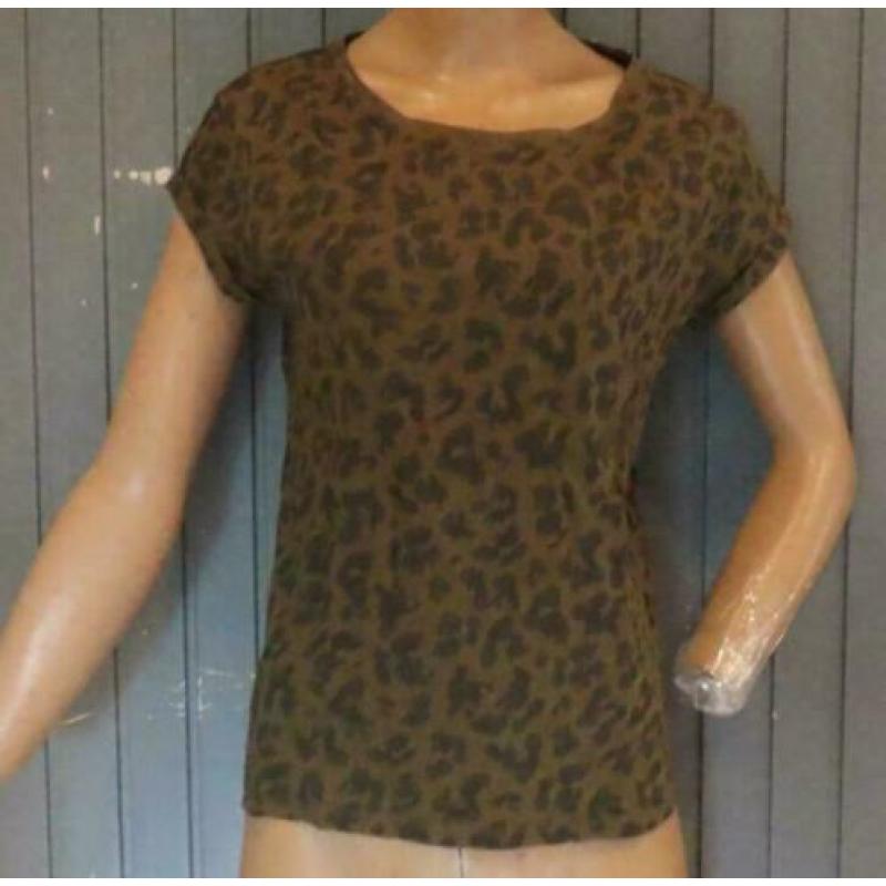 groene camouflage top maat L maat 42