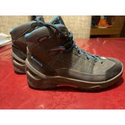 Lowa Goretex 33